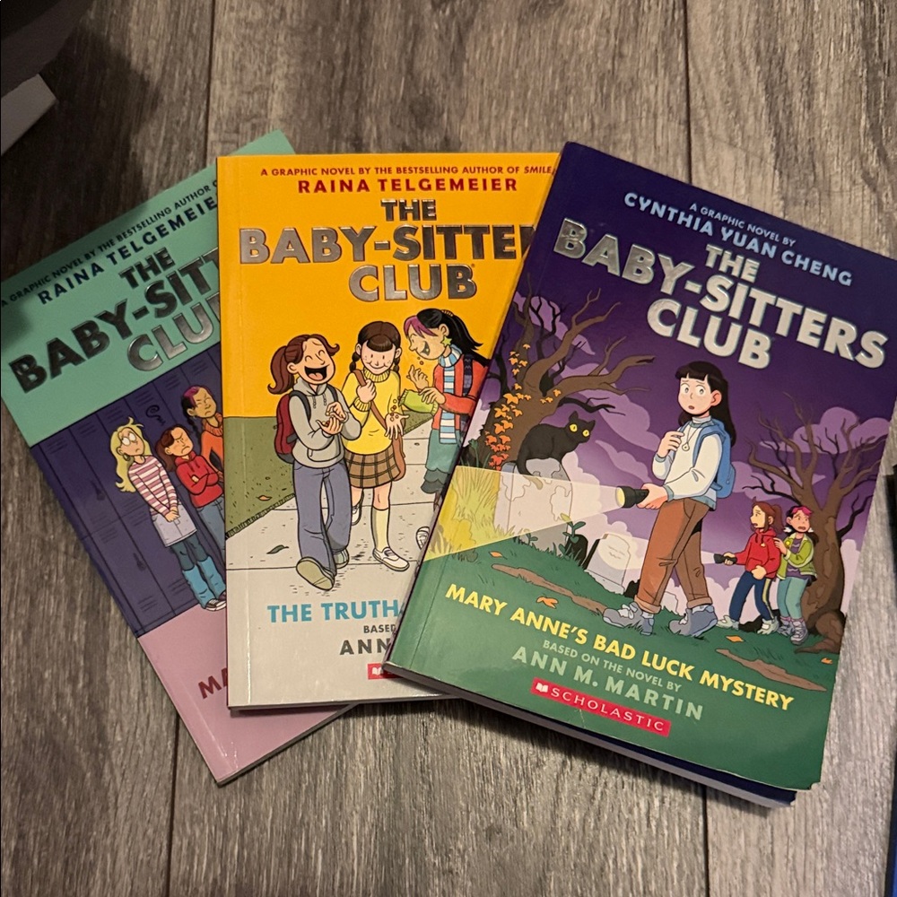 Scholastic The Baby-Sitters Club Graphic Novels - Vibrant Collection